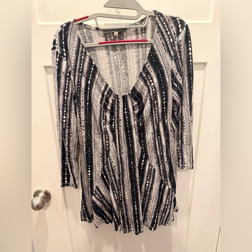 Rose & Olive Feather Print Babydoll Tunic Top Large